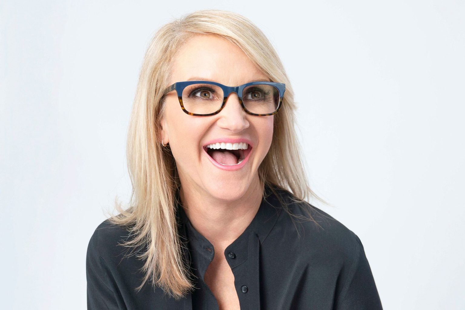 episode-241-a-people-pleaser-no-more-with-mel-robbins-shaun-t-fitness